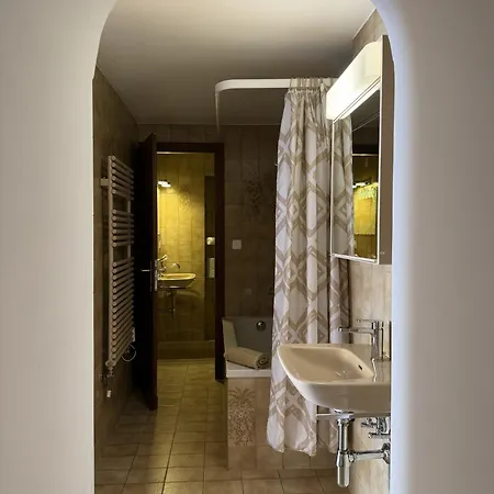 Casa Chatelain Apartment *